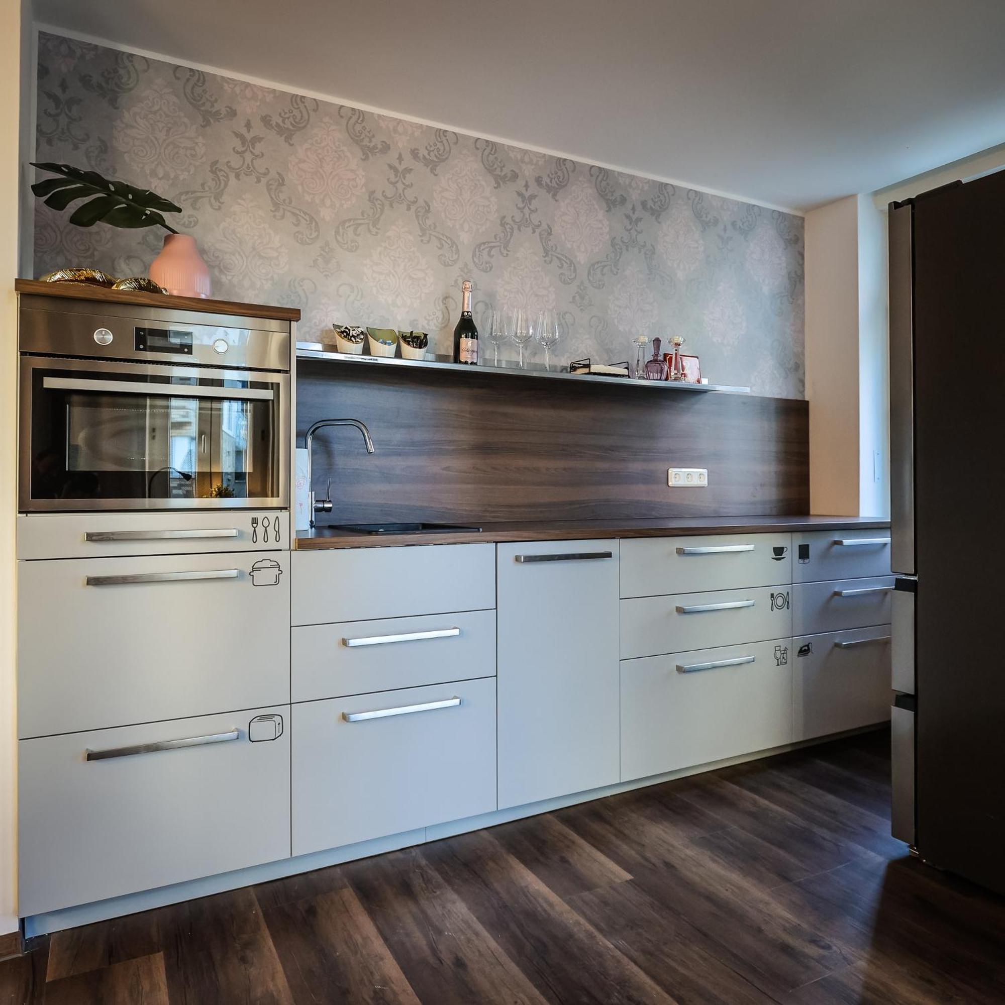 Bohnapartments Am Anger - Zentrum - Vollausstattung - Wlan Erfurt Bagian luar foto