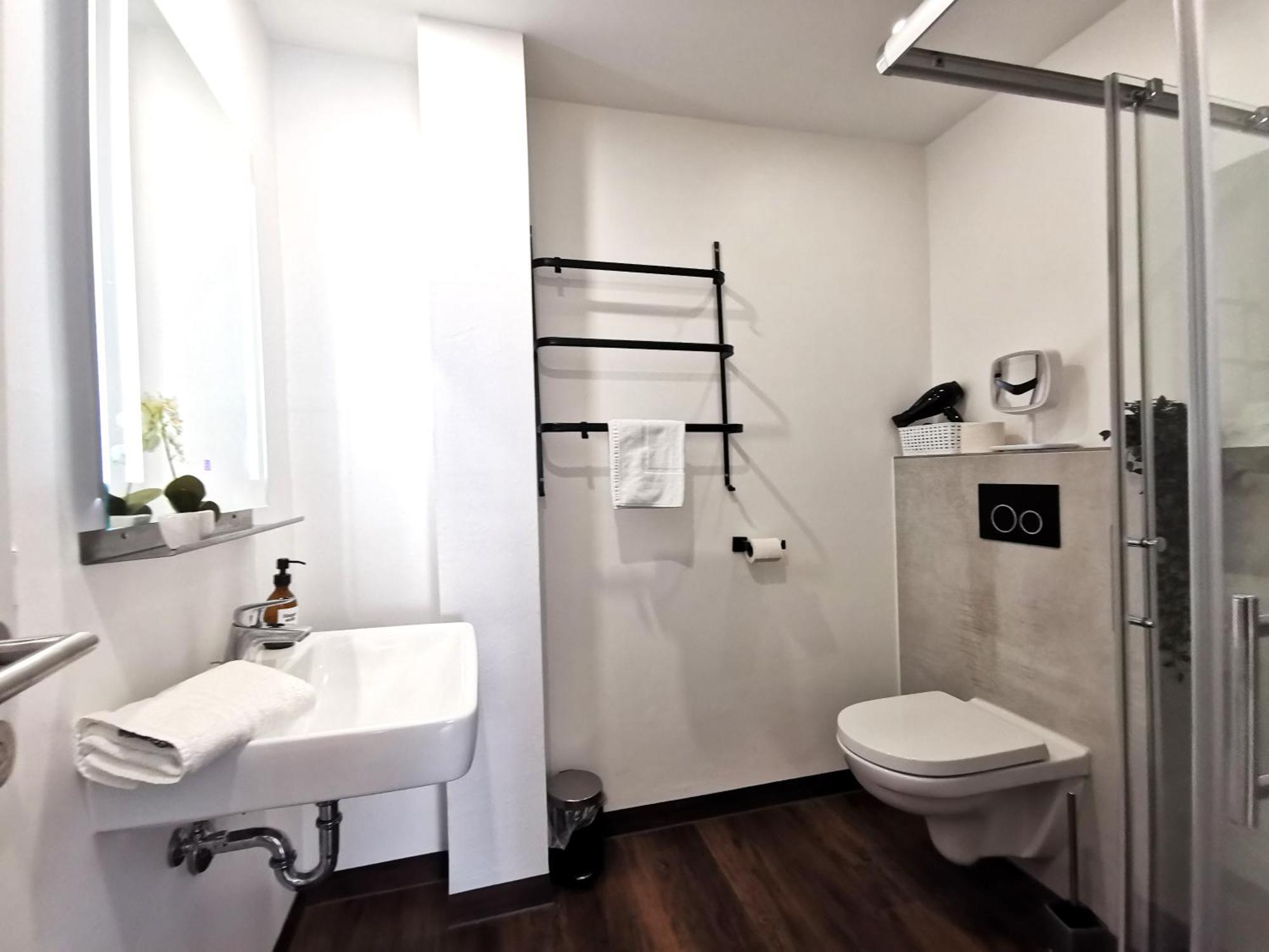 Bohnapartments Am Anger - Zentrum - Vollausstattung - Wlan Erfurt Bagian luar foto
